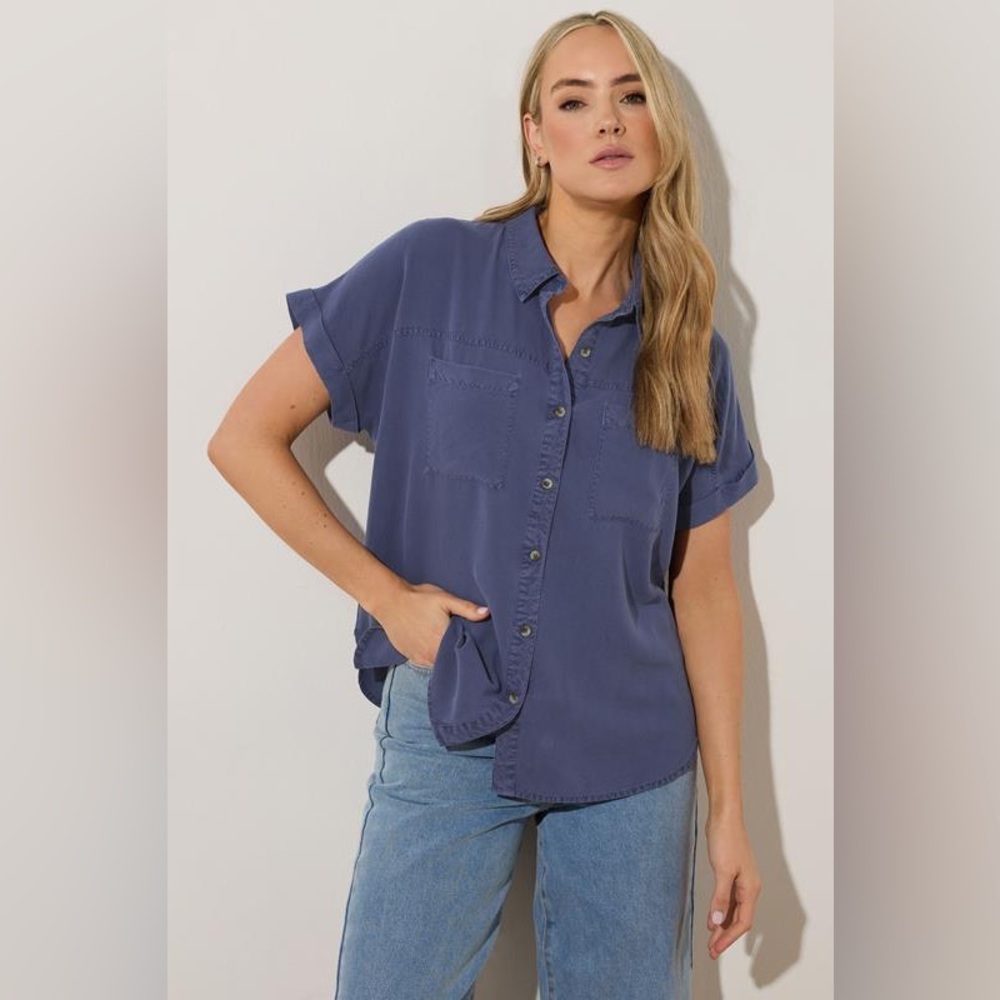 Casual Blue Button-Up Shirt